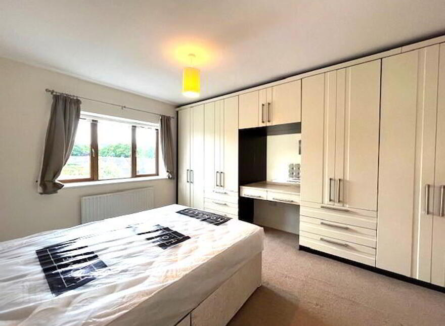 Castlefield Court, Knocklyon, Dublin, D16