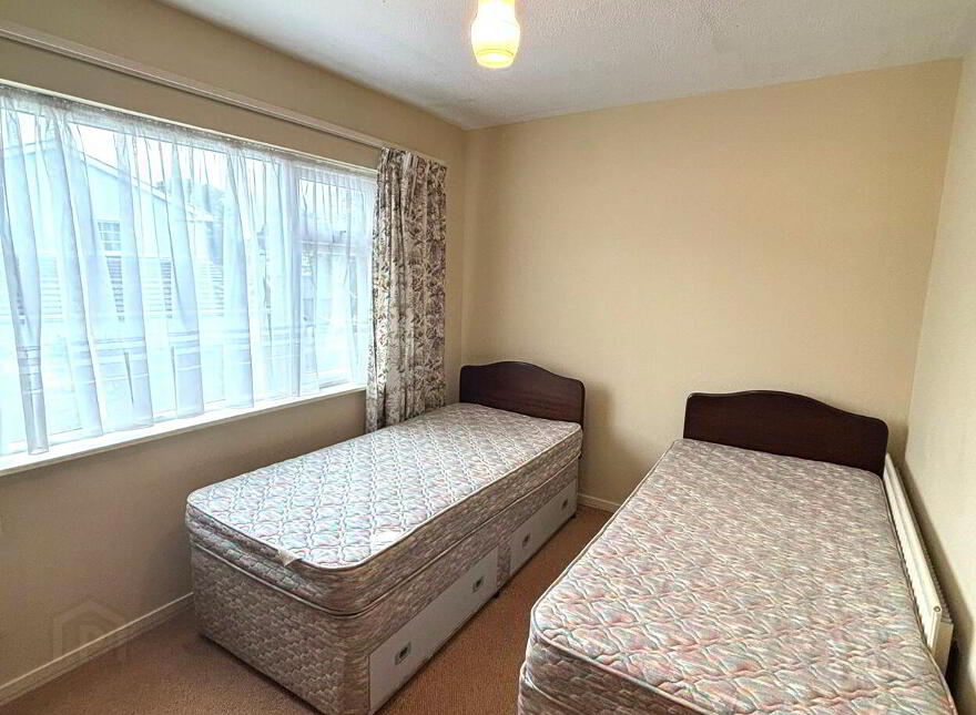 Elton Drive, Dublin, D13