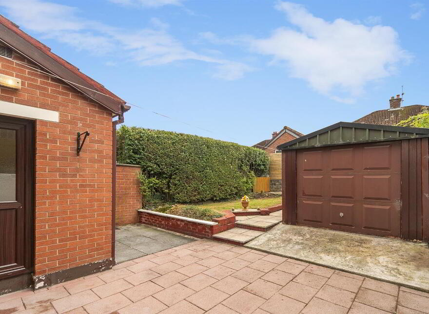 4 Lyndhurst Grove, Belfast, BT13 3PE