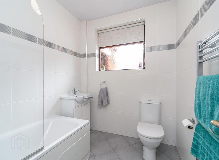 4 Lyndhurst Grove, Belfast, BT13 3PE