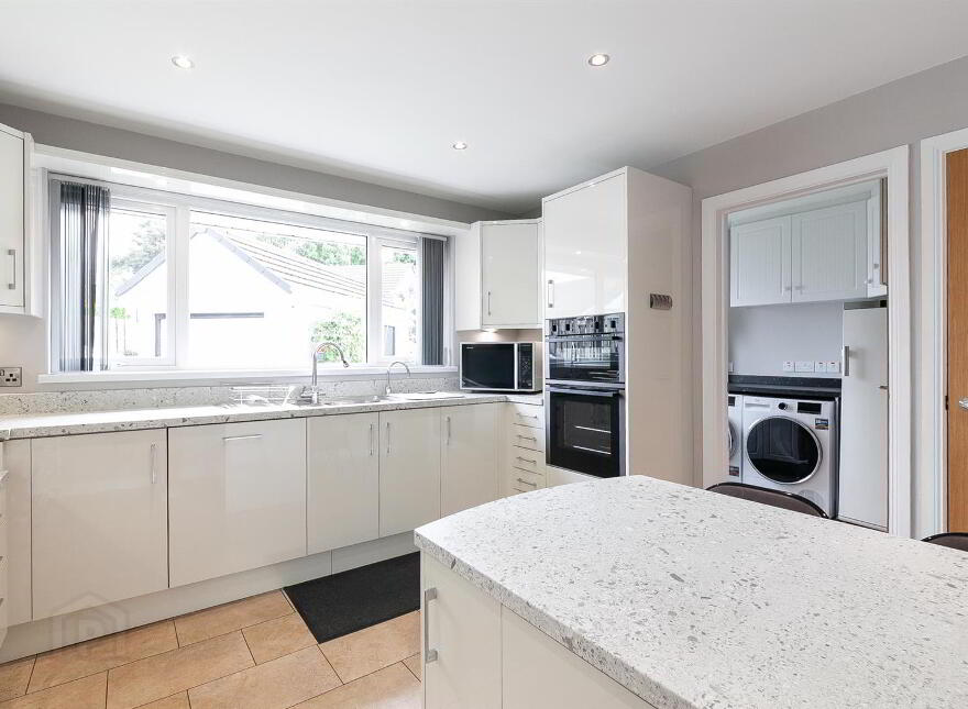 30 Hydepark Manor, Newtownabbey, BT36 4PA
