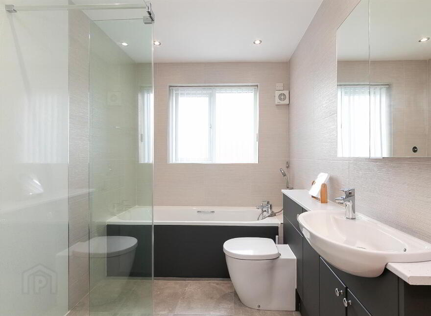 30 Hydepark Manor, Newtownabbey, BT36 4PA