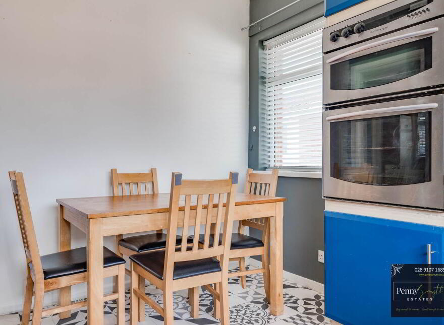 5 Thornhill, Bangor, BT19 1RD