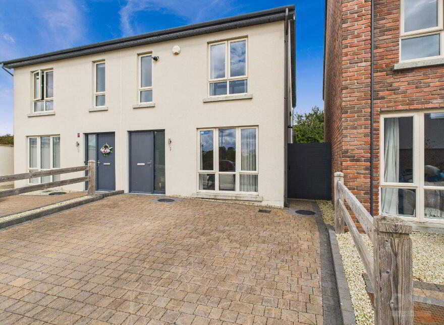 1 The View, The Hawthorns, Tullamore, R35T1X8 photo