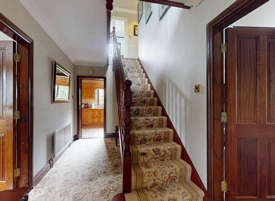 Tomlane, Oilgate, Y21KP80
