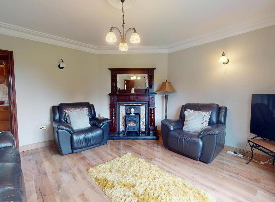 Tomlane, Oilgate, Y21KP80