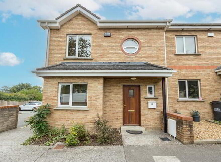 1 The Village Green, Ratoath, A85W225 photo