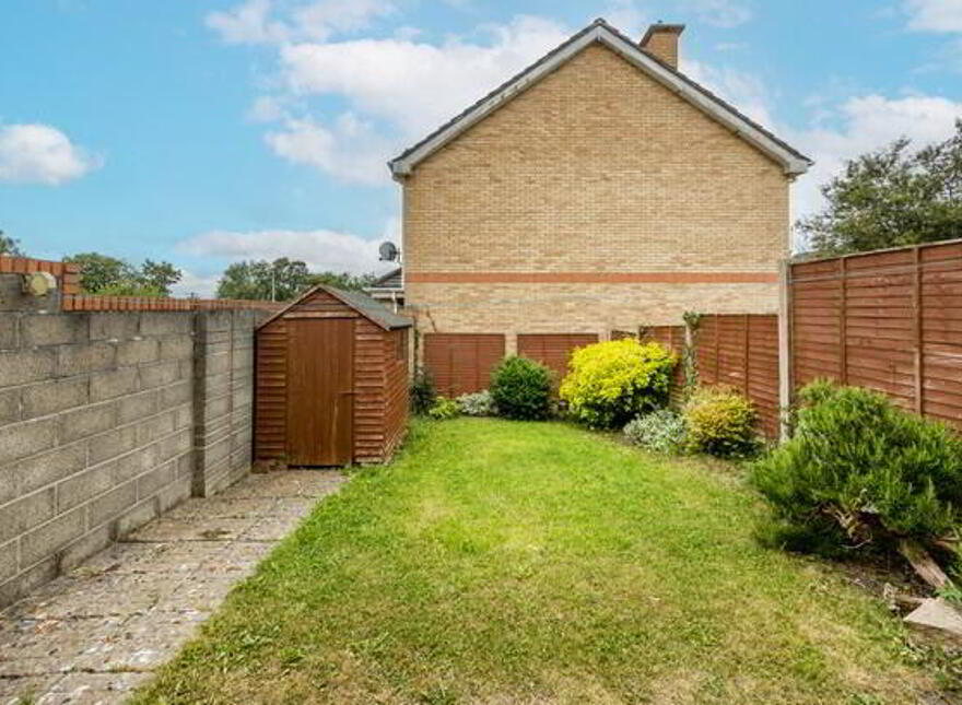 1 The Village Green, Ratoath, A85W225