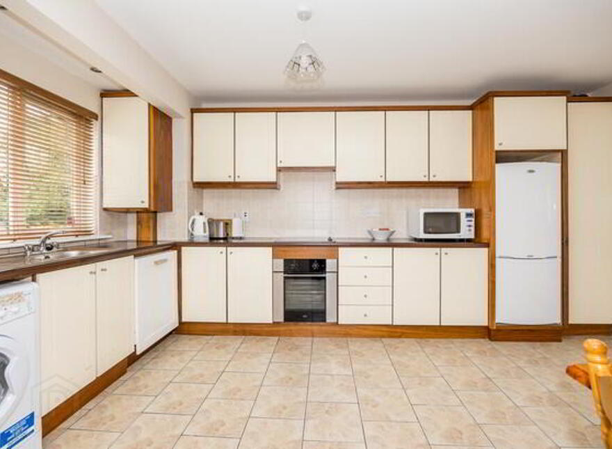 1 The Village Green, Ratoath, A85W225