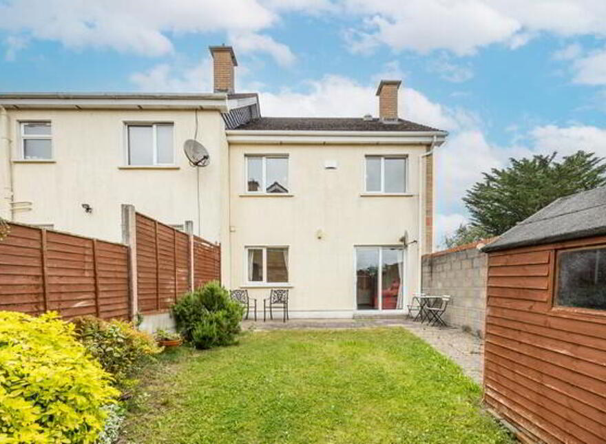 1 The Village Green, Ratoath, A85W225