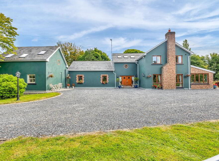 5 Tesano Lodge ( Bed House Plus, 2 Bed Annex), Garristown, A42HH52