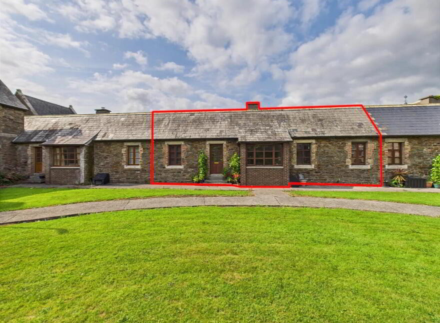 2 Manor Court, Cork Road, Waterford, X91E0K5
