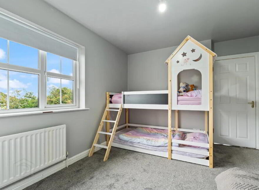 34 Elmwood, Claremorris, F12KX77