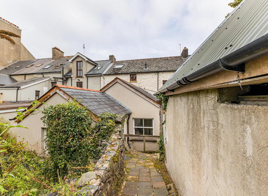 59 High Street, Donaghadee, BT21 0AQ