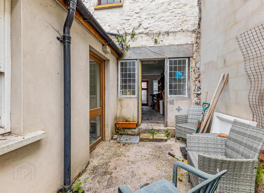 59 High Street, Donaghadee, BT21 0AQ