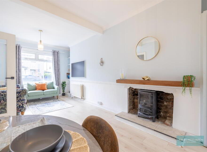 7 Donegall Park, Finaghy, Belfast, BT10 0HH