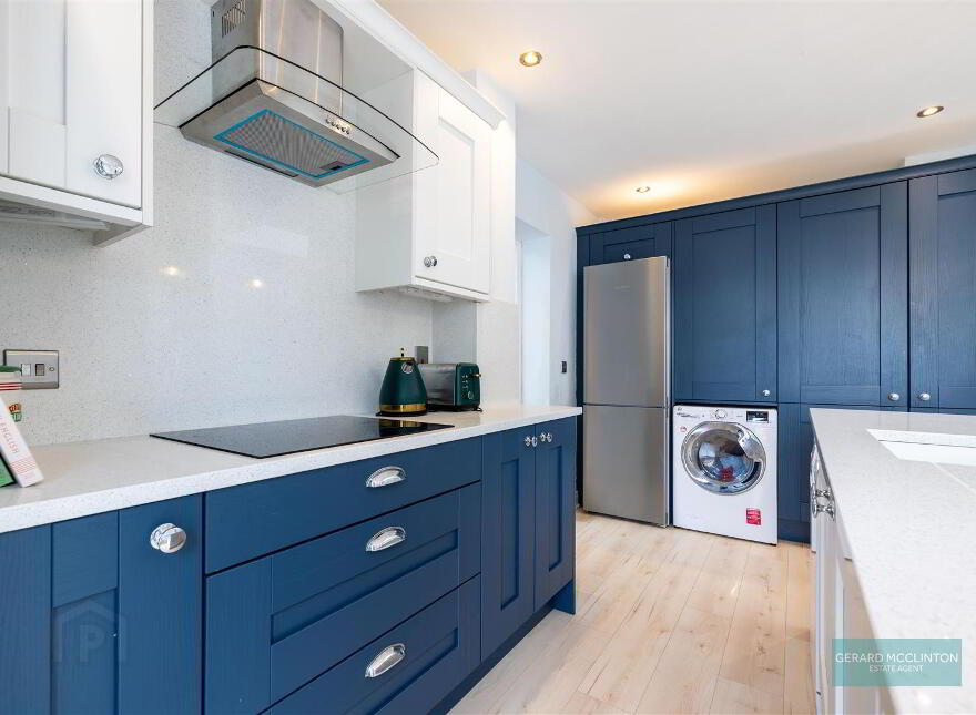 7 Donegall Park, Finaghy, Belfast, BT10 0HH