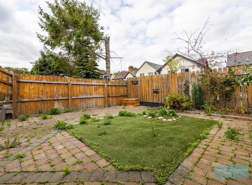 7 Donegall Park, Finaghy, Belfast, BT10 0HH