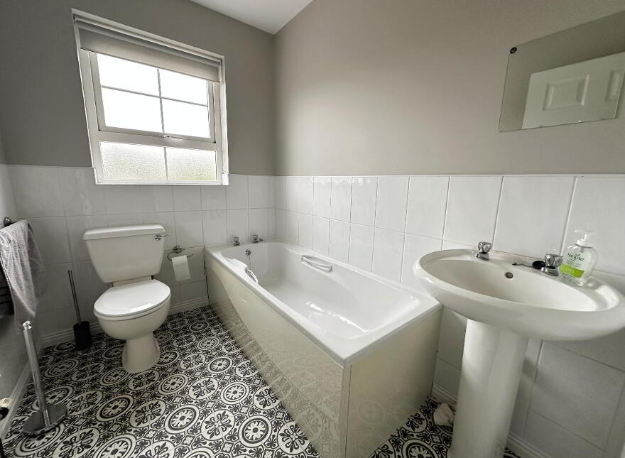 29 Dromore Road, Banbridge, BT32 4EE
