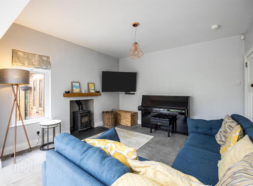 8 Kingsberry Park, Rosetta, Belfast, BT6 0HT