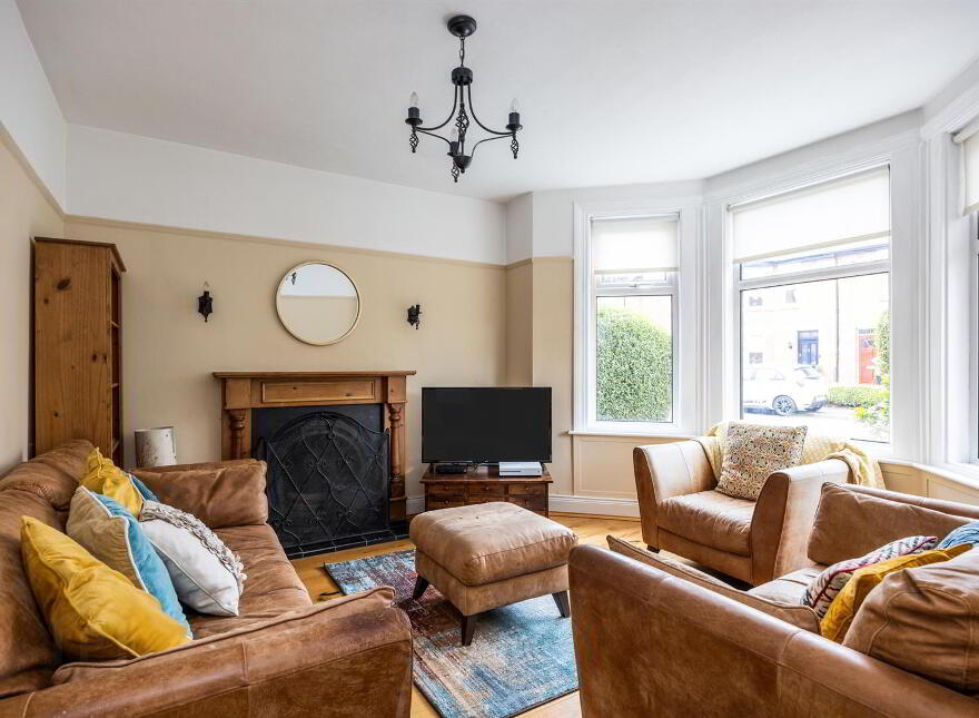 8 Kingsberry Park, Rosetta, Belfast, BT6 0HT