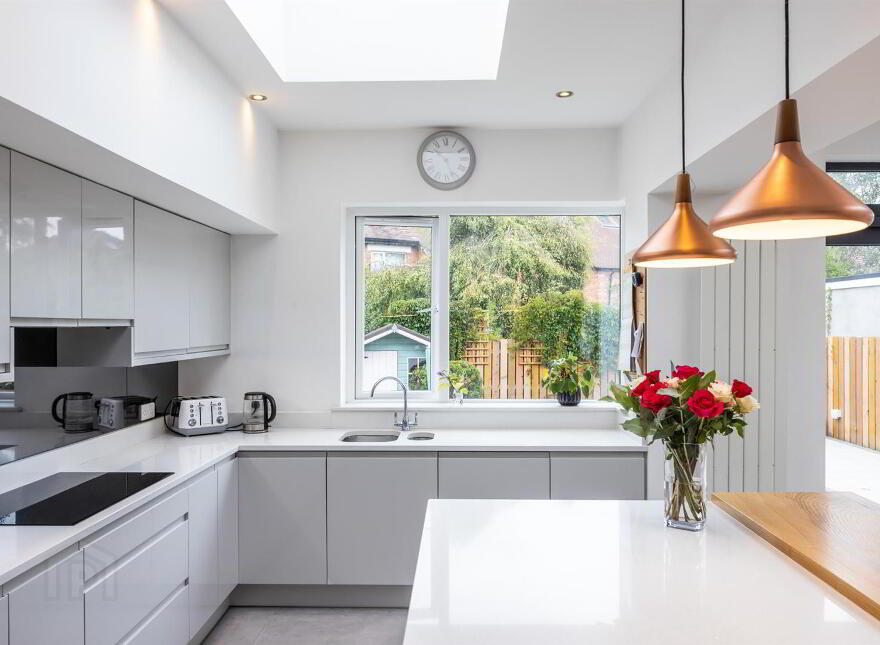 8 Kingsberry Park, Rosetta, Belfast, BT6 0HT