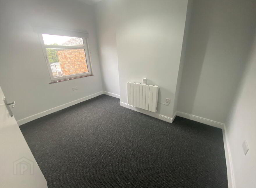 16 Holm Terrace, Dromore, BT25 1HN