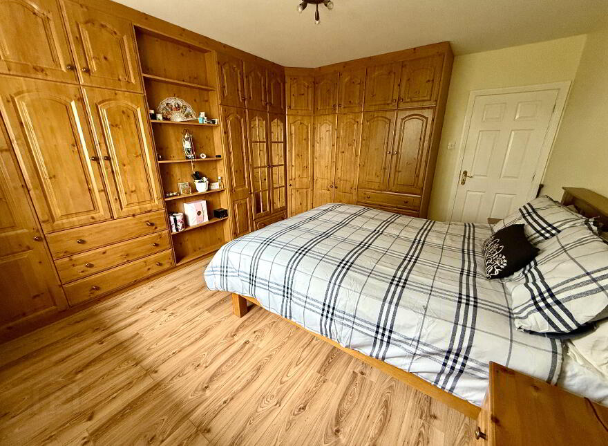 36 Westlake, Waterside, Derry, BT47 6WD