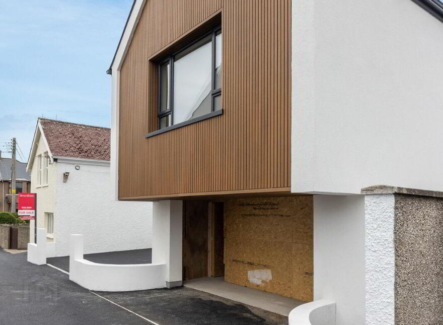 5a Hopefield Avenue, Portrush, BT56 8HB
