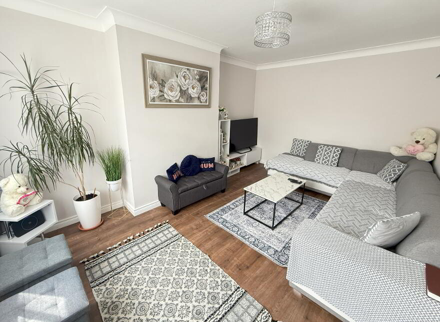 16 Mandeville Avenue, Lisburn, BT27 5AL