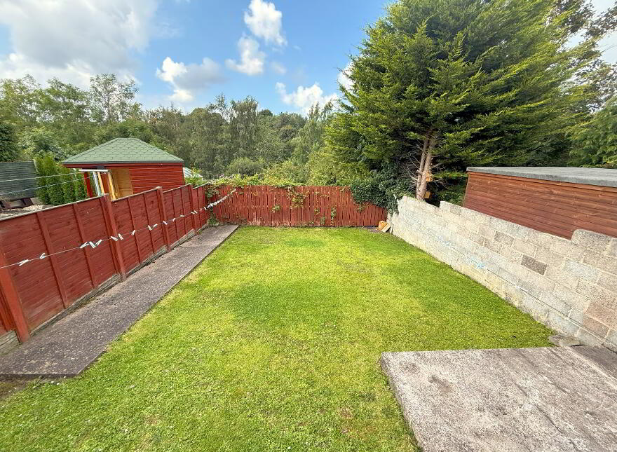 16 Mandeville Avenue, Lisburn, BT27 5AL