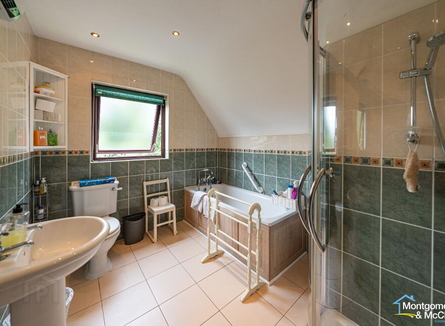 1 Moulton Park, Eglinton, L'Derry, BT47 3XP