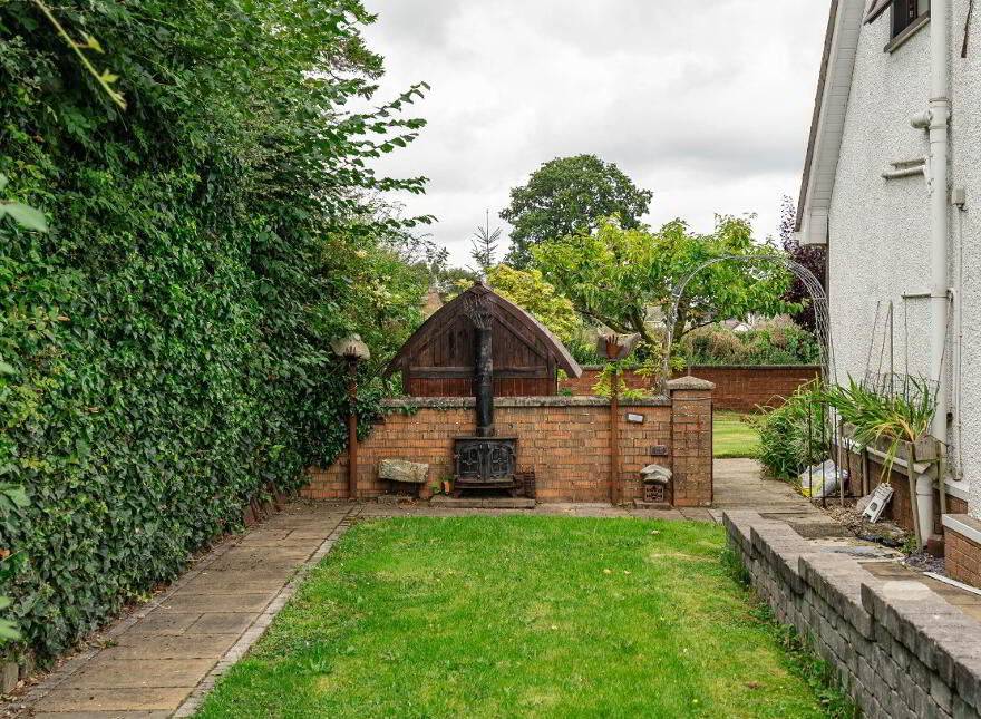 1 Moulton Park, Eglinton, L'Derry, BT47 3XP