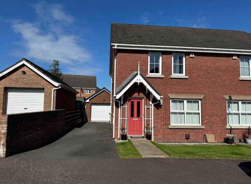 2 Hampton Place, Larne, BT40 2FJ