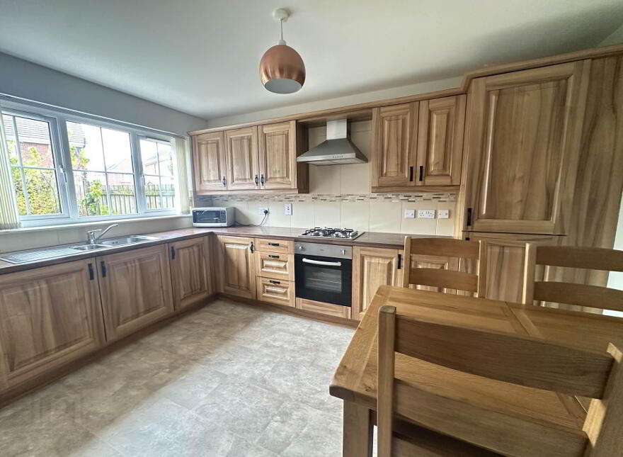 2 Hampton Place, Larne, BT40 2FJ