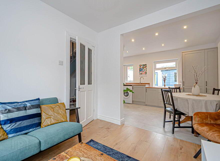 36 Florida Drive, Ravenhill, Belfast, BT6 8EX