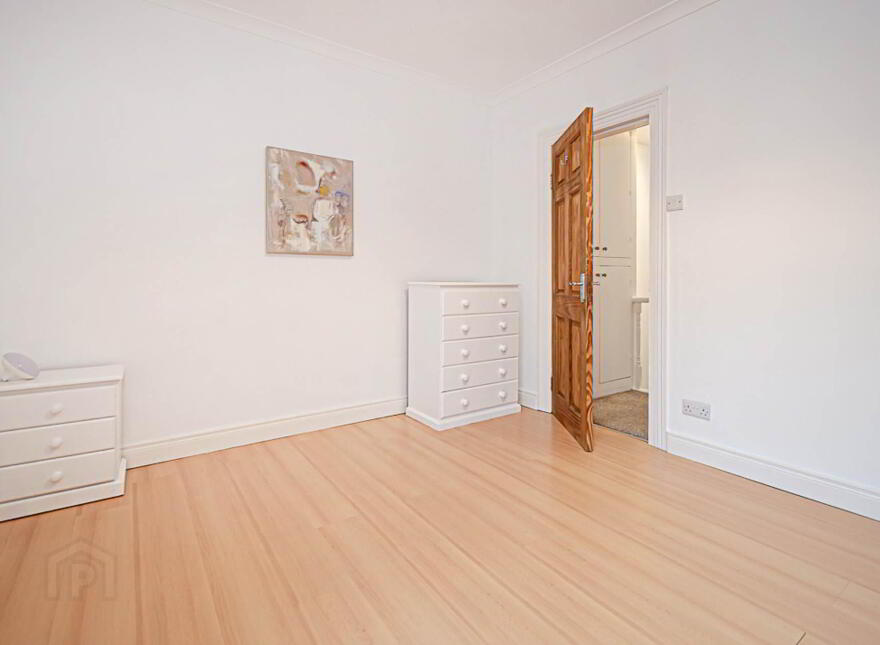 36 Florida Drive, Ravenhill, Belfast, BT6 8EX