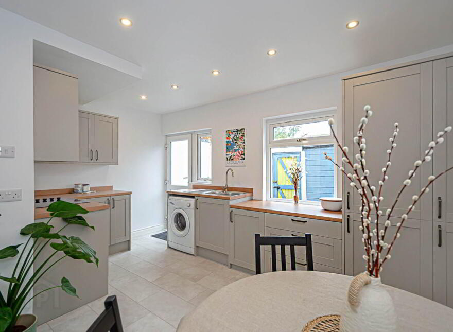36 Florida Drive, Ravenhill, Belfast, BT6 8EX
