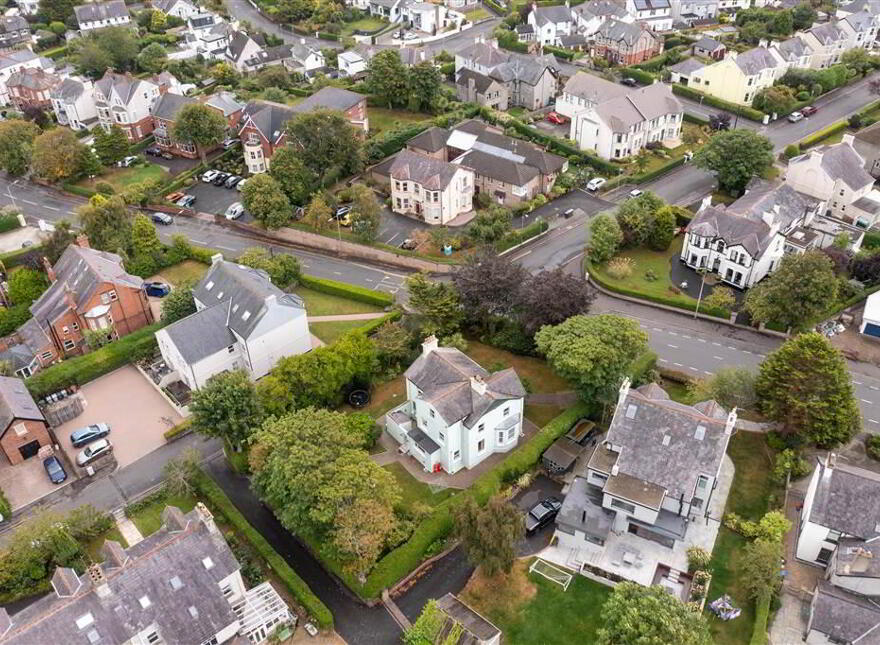 35 Ballyholme Road, Bangor, BT20 5JL