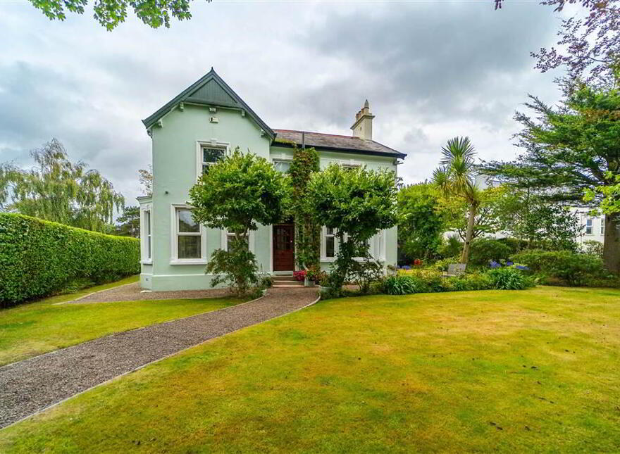 35 Ballyholme Road, Bangor, BT20 5JL