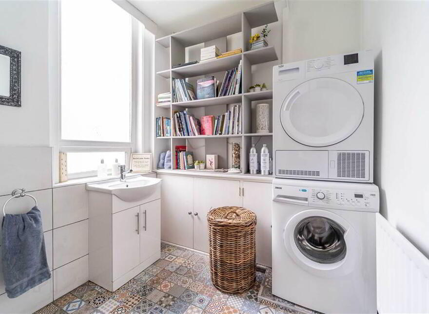 35 Ballyholme Road, Bangor, BT20 5JL