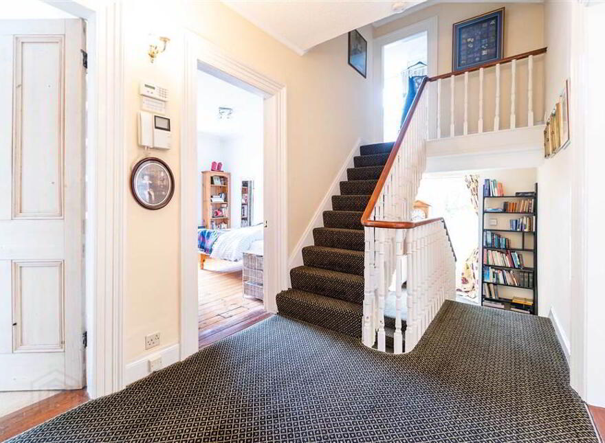 35 Ballyholme Road, Bangor, BT20 5JL