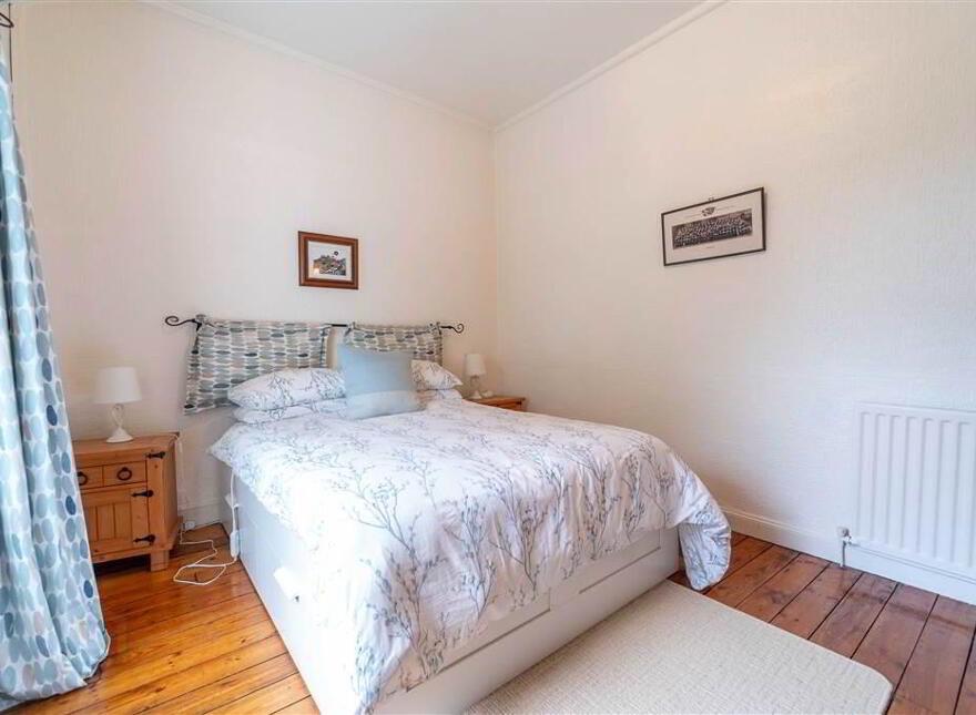 35 Ballyholme Road, Bangor, BT20 5JL