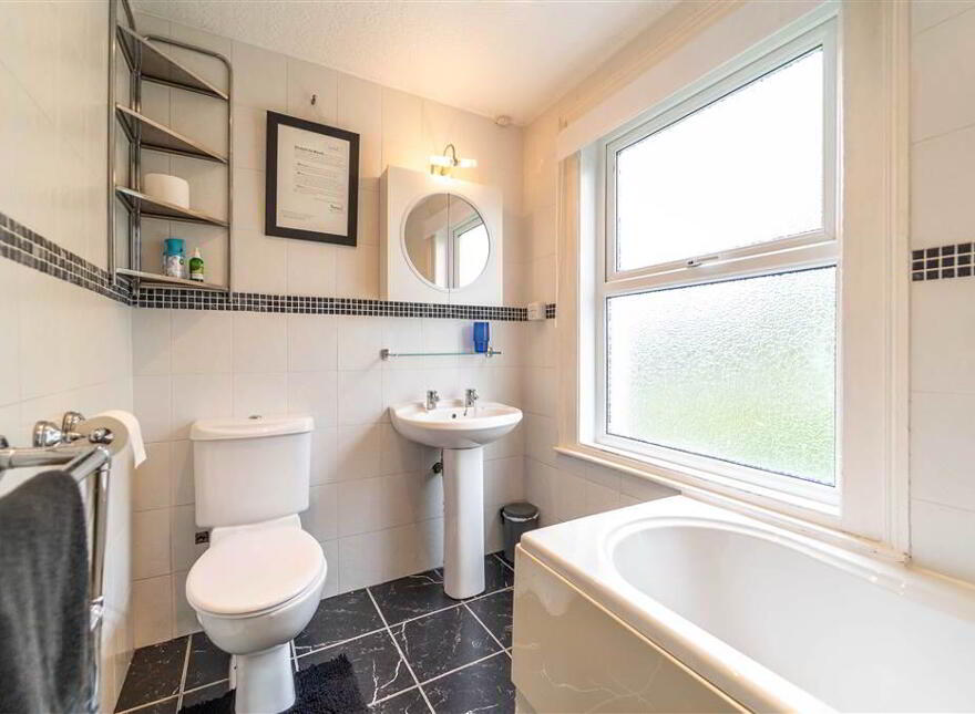35 Ballyholme Road, Bangor, BT20 5JL