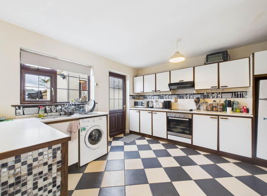12 Greenhill Close, Carrick-On-Suir, E32XE10