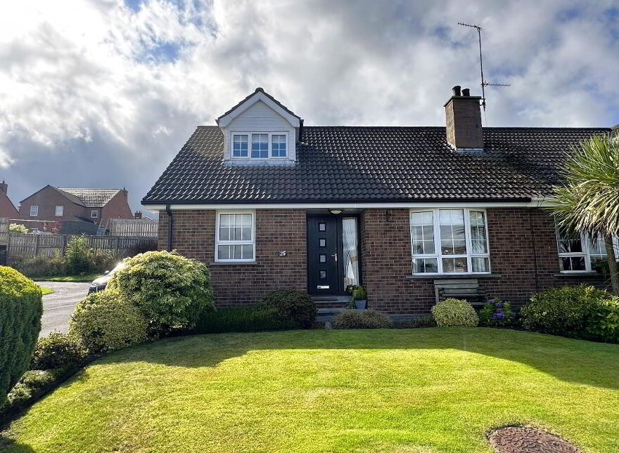 25 Breezeways, Banbridge, BT32 3XX
