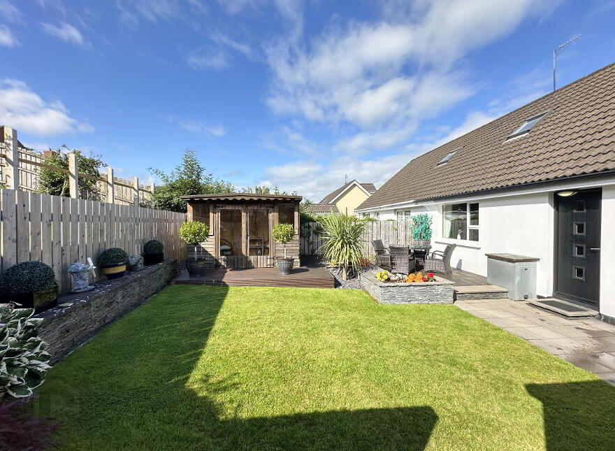 25 Breezeways, Banbridge, BT32 3XX