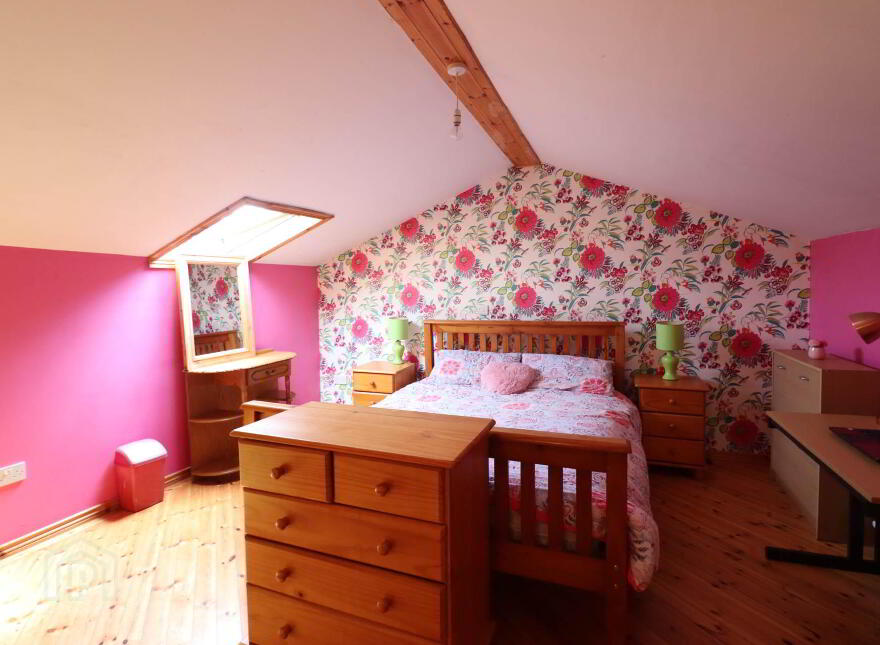 Carnmore West, Carnmore, H91E198