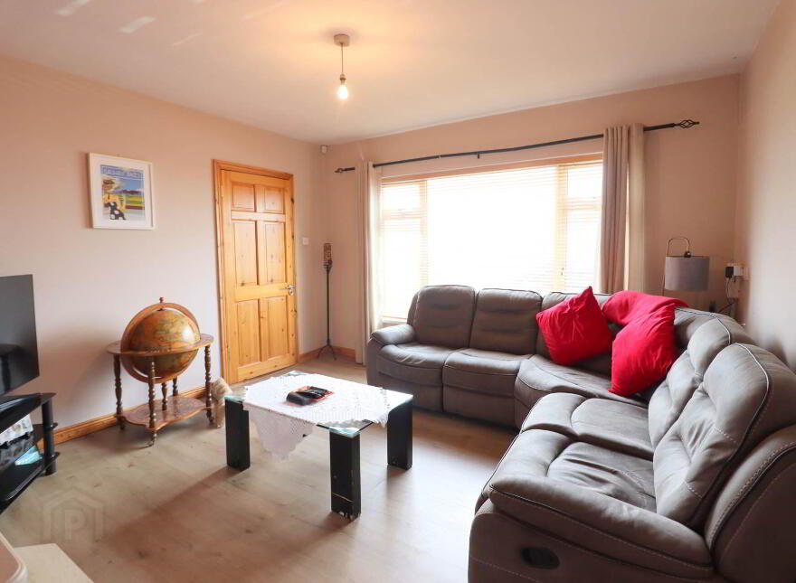 Carnmore West, Carnmore, H91E198