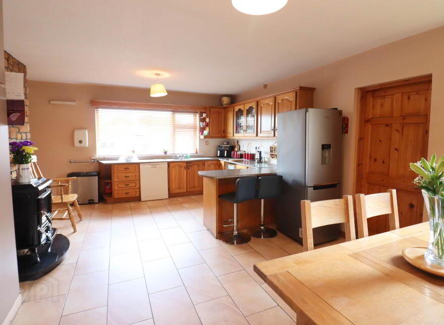 Carnmore West, Carnmore, H91E198